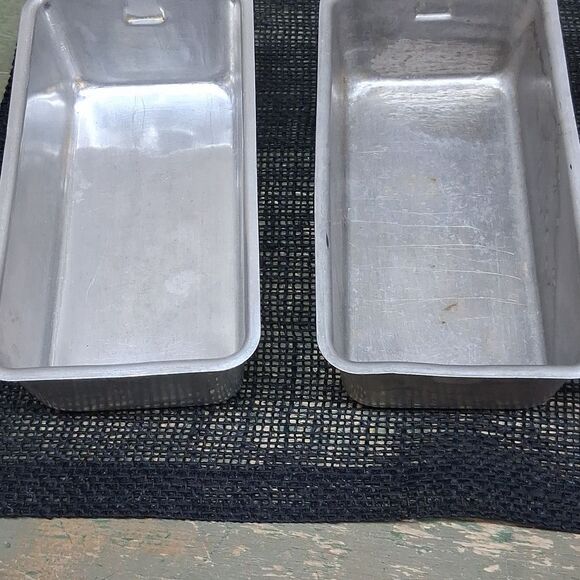 Set of Three 7.5" X 3.3 "Silver Loaf Pans. - Picture 2 of 10